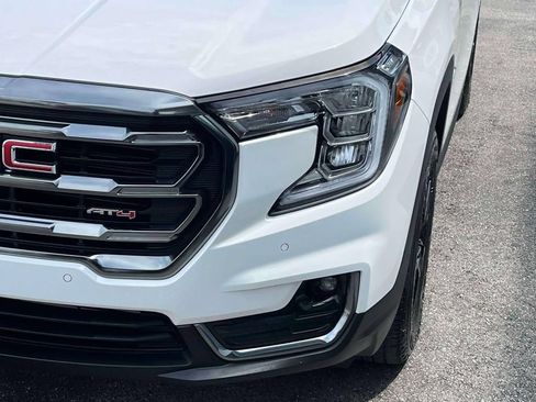 Certified 2024 GMC Terrain AT4 w/ Tech Package AWD/4WD image 9