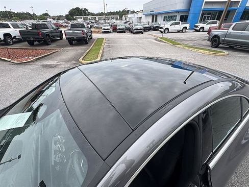 Used 2025 Mercedes-Benz CLA 250 4MATIC image 15