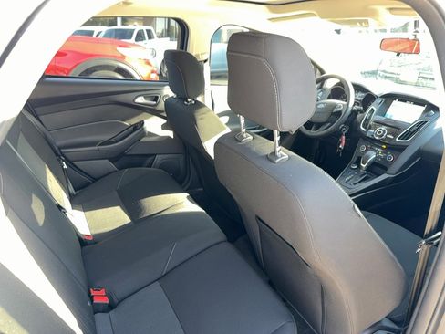 Used 2018 Ford Focus SEL image 15