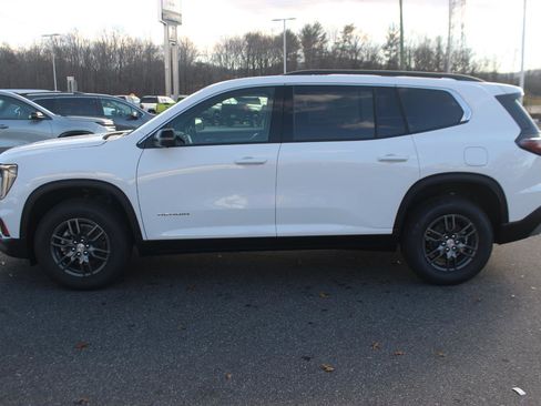 New 2026 GMC Acadia Elevation image 4