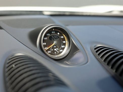 Used 2023 Porsche 718 Cayman GT4 RS image 60