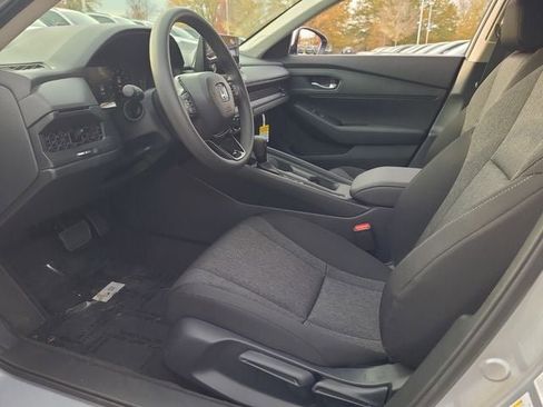 New 2025 Honda Accord LX image 9