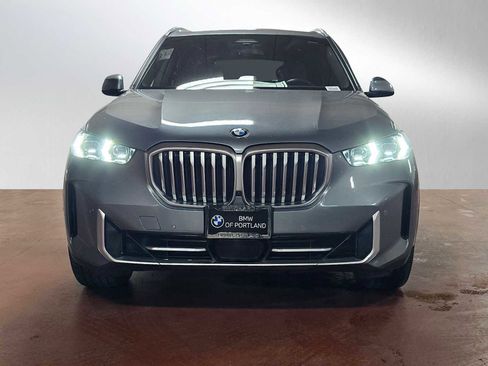 Used 2024 BMW X5 xDrive40i w/ Premium Package image 8