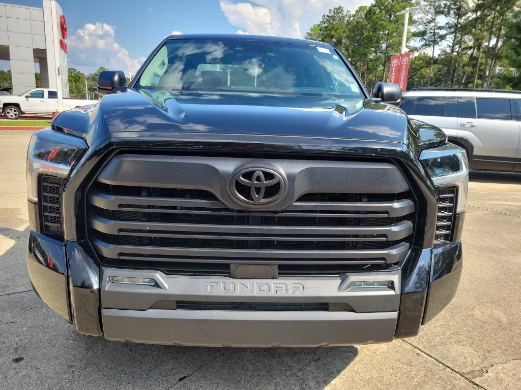 Used 2024 Toyota Tundra SR5 AWD/4WD image 4