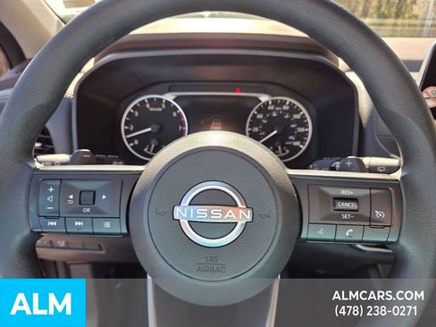 Used 2023 Nissan Rogue S image 23