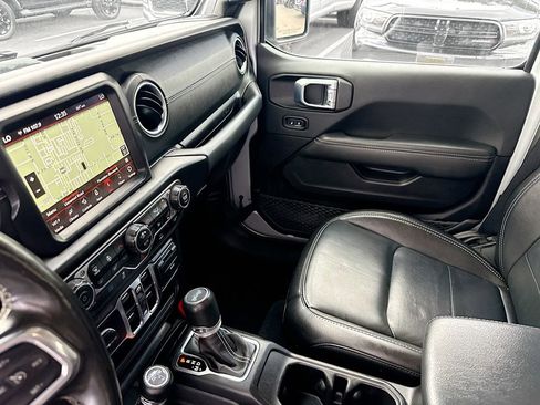 Used 2023 Jeep Wrangler Unlimited Sahara w/ Cold Weather Group image 26