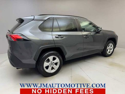 Used 2020 Toyota RAV4 XLE image 5