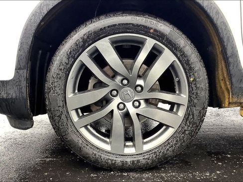 Used 2017 Honda Pilot Touring image 10