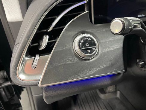 Used 2026 Mercedes-Benz E 350 4MATIC image 19