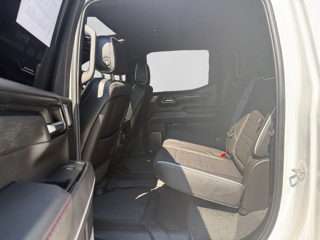Used 2024 GMC Sierra 1500 AT4X AWD/4WD image 11
