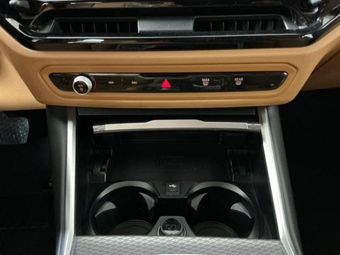 Used 2025 BMW 330i Sedan w/ Premium Package RWD image 12