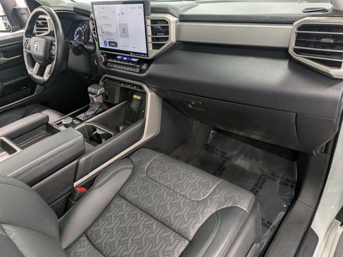 Used 2022 Toyota Tundra Limited image 31