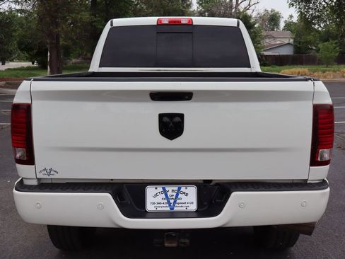 Used 2018 RAM 2500 Laramie w/ Sport Appearance Group AWD/4WD image 6