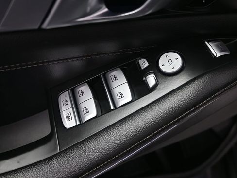 Used 2020 BMW X7 xDrive40i w/ Premium Package AWD/4WD image 11