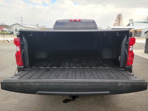 Used 2022 Chevrolet Silverado 1500 W/T w/ WT Value Package AWD/4WD image 15