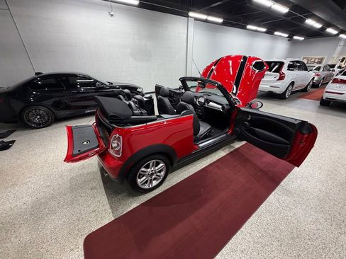 Used 2014 MINI Cooper Convertible FWD image 49