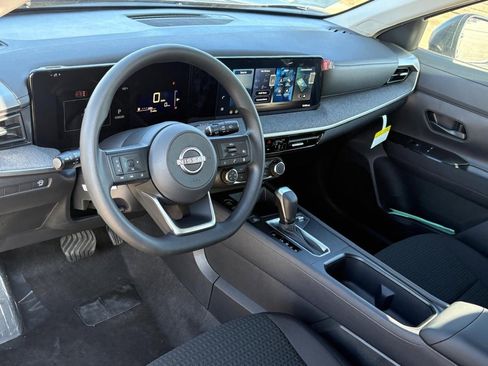 New 2026 Nissan Kicks S image 13