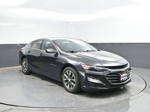 Used 2023 Chevrolet Malibu LT w/ Driver Confidence Package FWD image 4