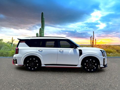 Used 2026 Nissan Armada NISMO AWD/4WD image 6