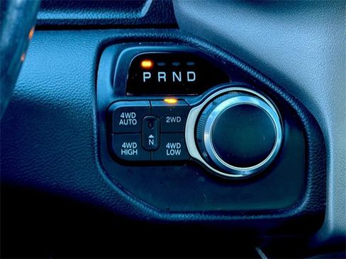 Used 2019 RAM 1500 Big Horn image 31