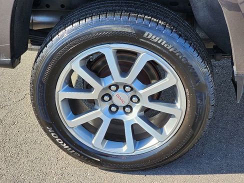 Used 2019 GMC Canyon Denali image 12