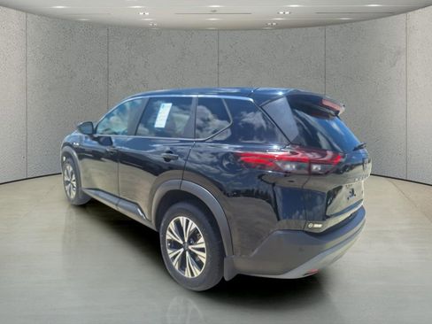 Used 2023 Nissan Rogue SV FWD image 3
