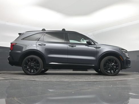 Used 2022 Kia Sorento SX AWD/4WD image 16