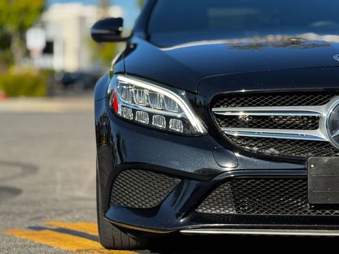 Used 2020 Mercedes-Benz C 300 Sedan image 4