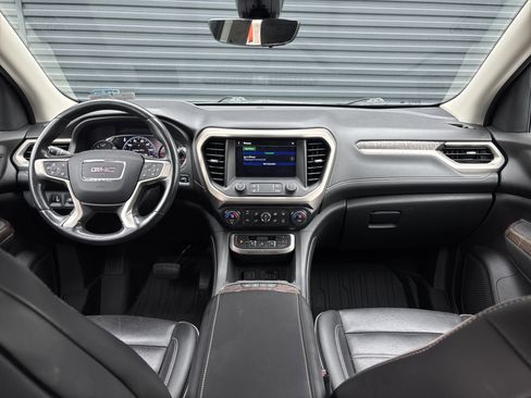 Used 2021 GMC Acadia Denali w/ Denali Technology Package AWD/4WD image 20