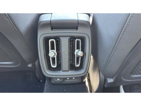 Used 2024 Polestar Polestar 2 AWD/4WD image 19
