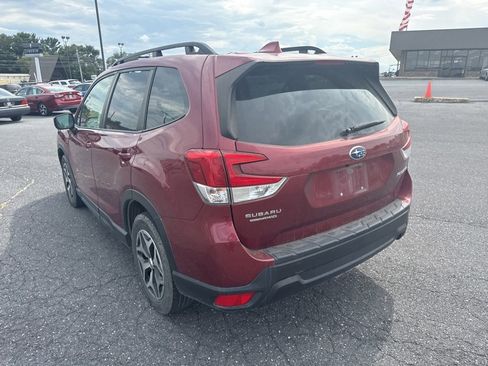 Certified 2022 Subaru Forester Premium image 7