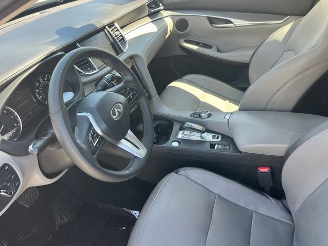 Certified 2023 INFINITI QX50 Luxe FWD image 12