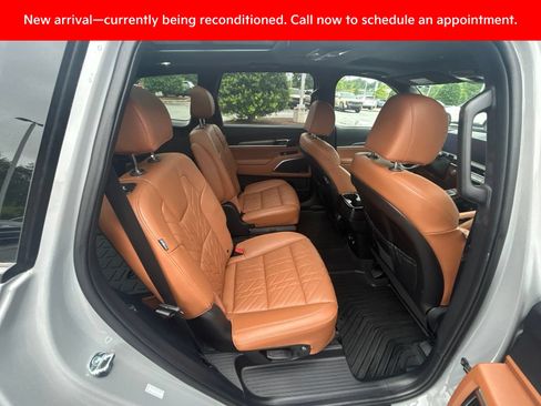 Certified 2025 Kia Telluride SX Prestige X-Line AWD/4WD image 7