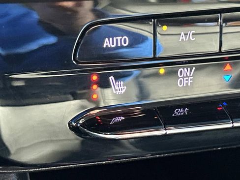 Used 2023 Chevrolet Bolt LT image 26