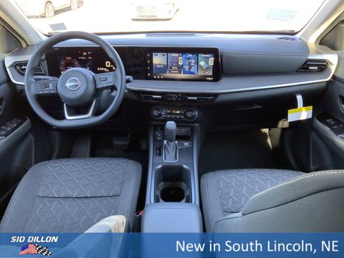 New 2026 Nissan Kicks SV w/ SV Premium Package image 5