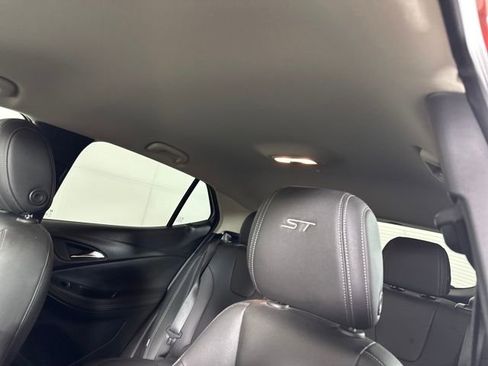 Used 2024 Buick Encore GX Sport Touring w/ Comfort Package image 12