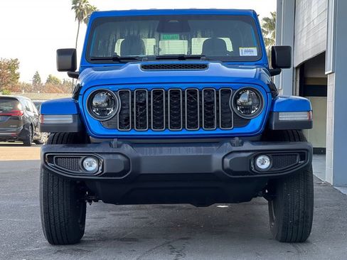 New 2026 Jeep Gladiator Sport image 9