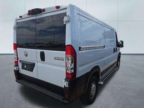 Used 2025 RAM ProMaster 2500 w/ U-Haul Equipment Group FWD image 3