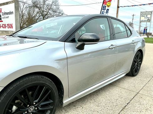 Used 2022 Toyota Camry XSE image 28