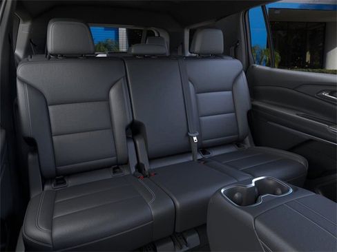 New 2026 Chevrolet Traverse LT image 18