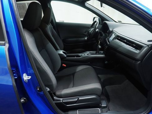 Used 2022 Honda HR-V Sport image 11