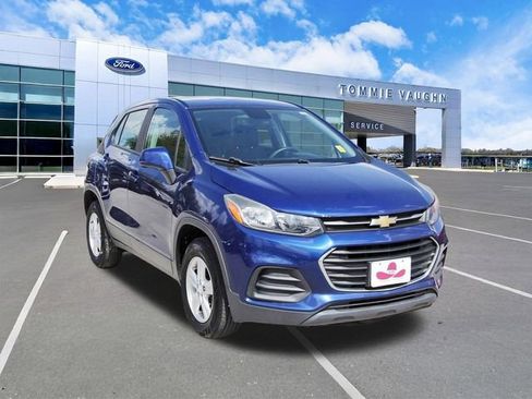 Used 2017 Chevrolet Trax LS image 6