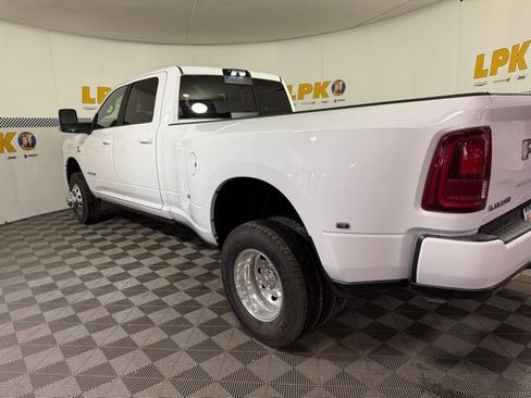 New 2026 RAM 3500 Laramie AWD/4WD image 12