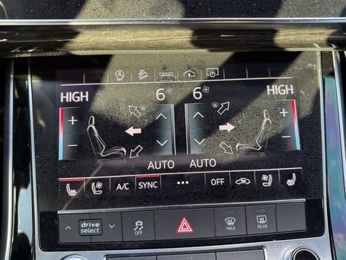 Used 2021 Audi Q7 3.0T Premium Plus w/ Executive Package image 18