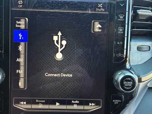 Used 2019 RAM 1500 Limited image 21