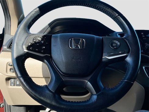 Used 2019 Honda Pilot EX-L image 11