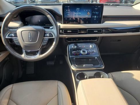 Used 2023 Lincoln Nautilus Reserve AWD/4WD image 25
