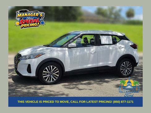 Used 2023 Nissan Kicks SV FWD image 1