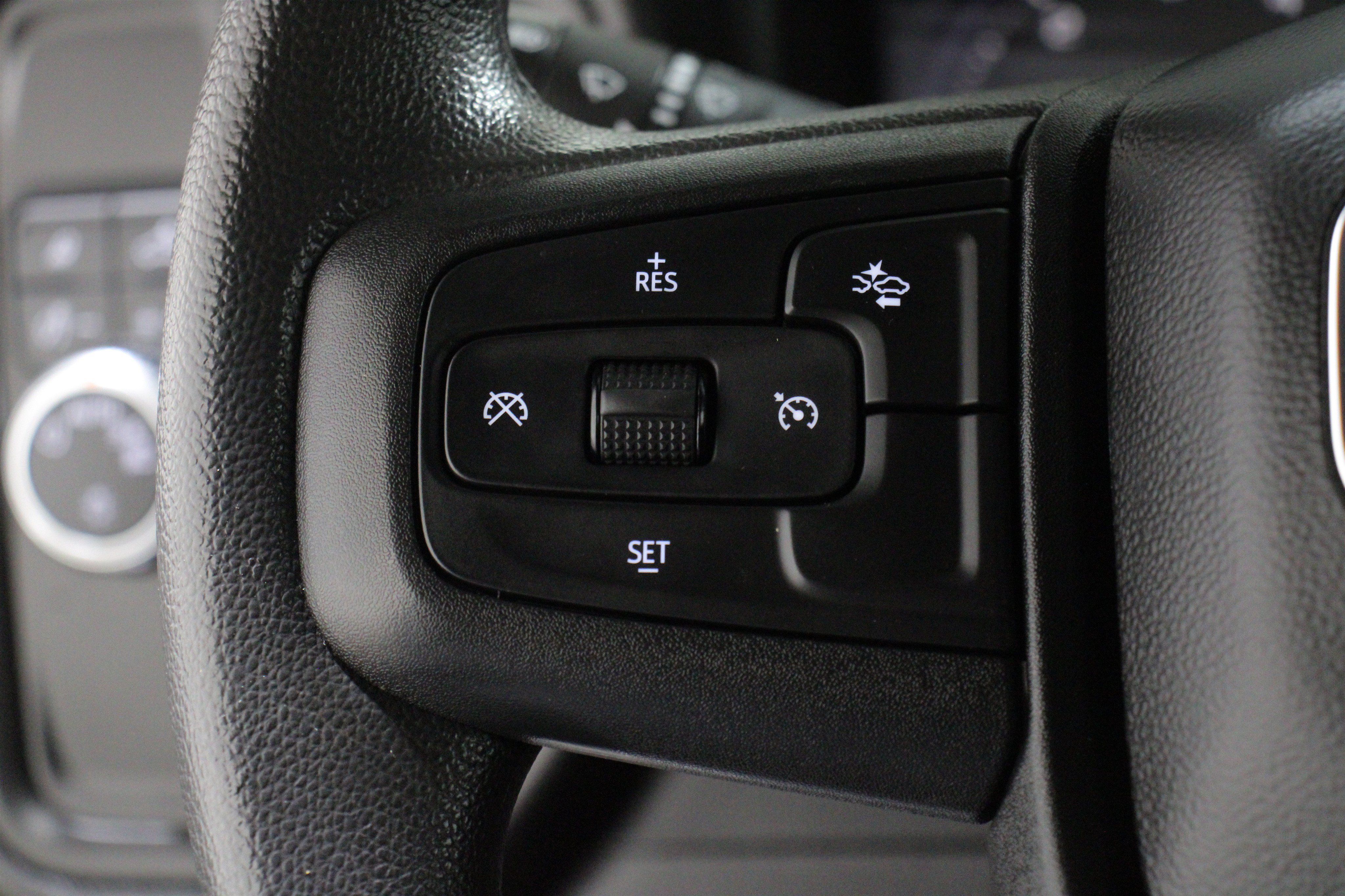 Used 2024 GMC Sierra 2500 Pro w/ Convenience Package RWD image 9