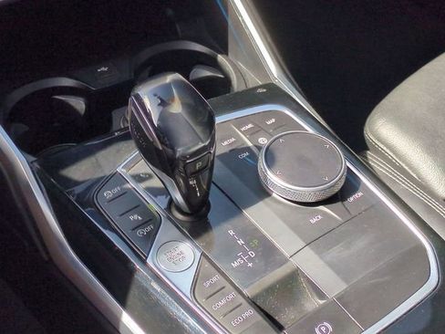 Used 2019 BMW 330i Sedan w/ Driving Assistance Package image 17